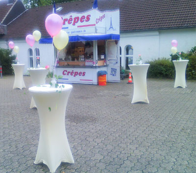 Crepes-Stand beim Sektempfang